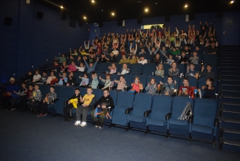 Премьера фильма "Грозный папа" Кинотеатр Космос Заинск